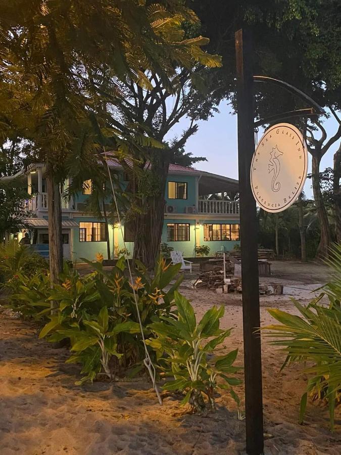 The Sea Glass Inn Placencia エクステリア 写真